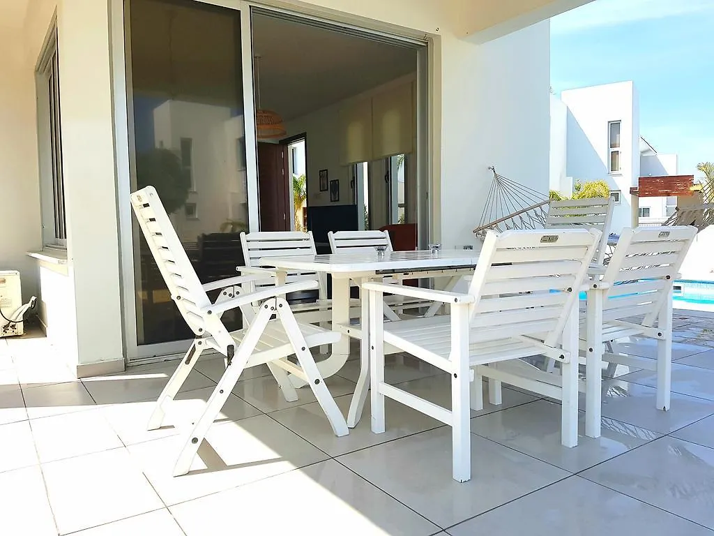 Colonial Beach Villa 16 & 15 0*, Perivolia Cyprus