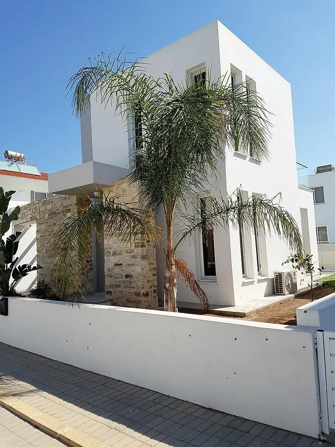 Colonial Beach Villa 16 & 15