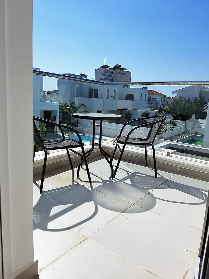 Colonial Beach Villa 16 & 15