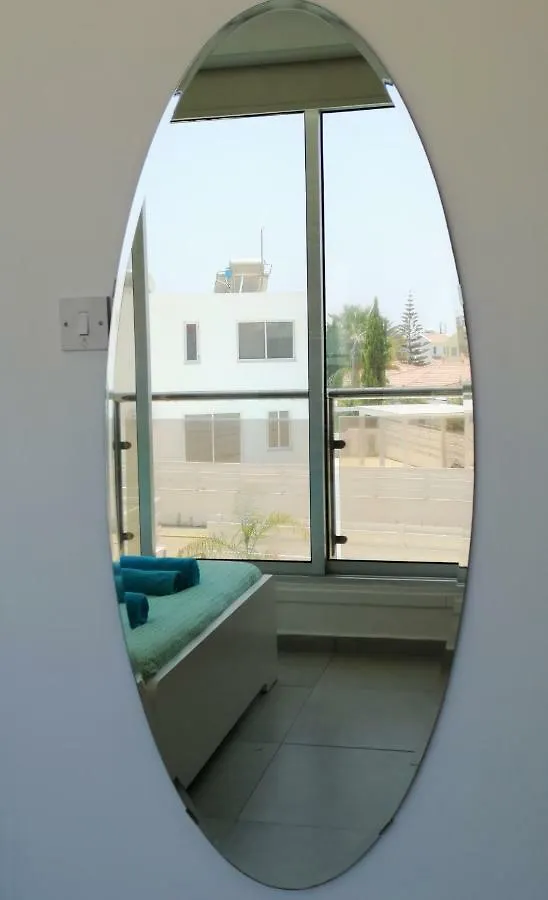 Colonial Beach Villa 16 & 15 Perivolia